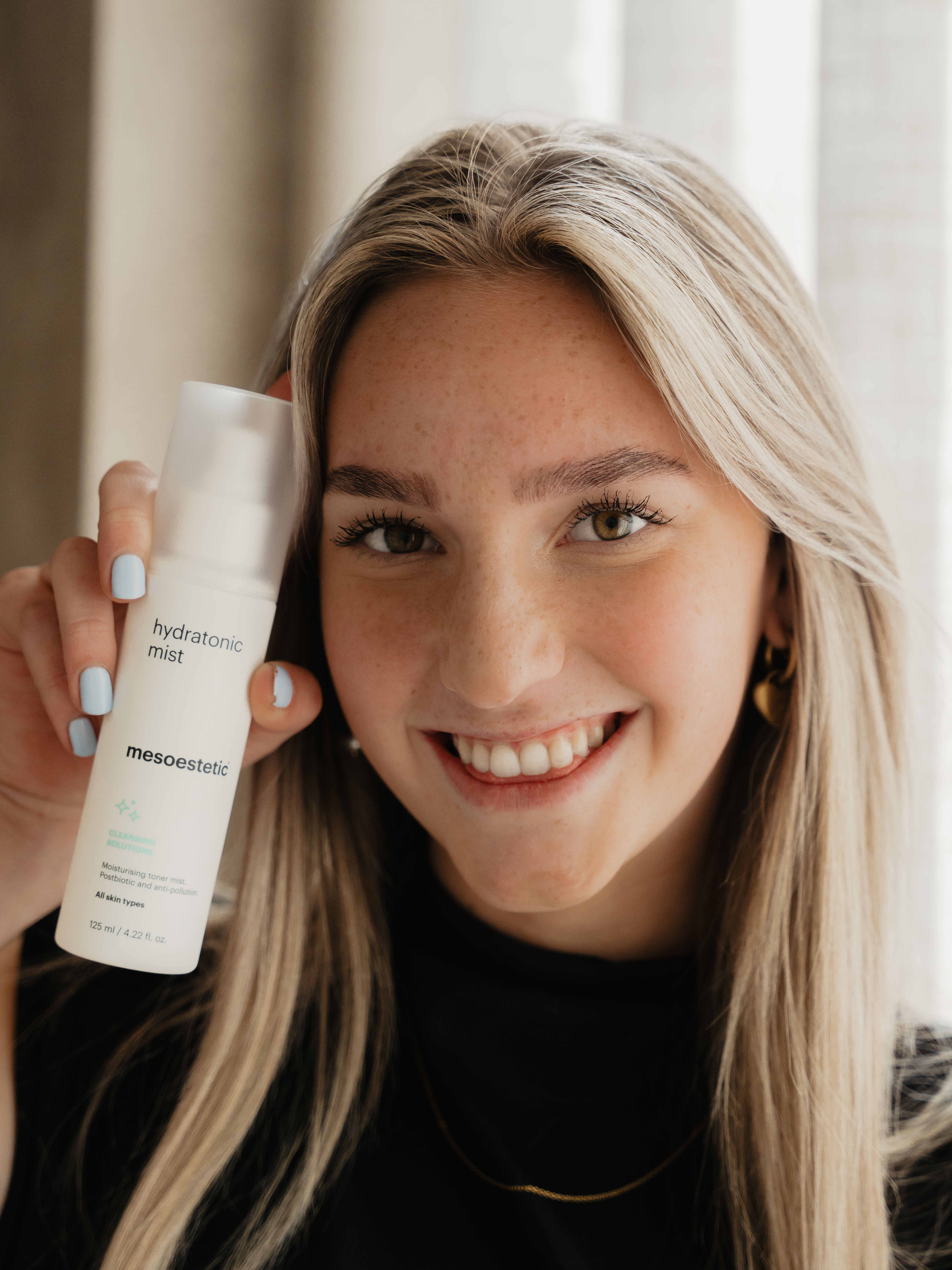 Alternative view of Mesoestetic® Hydratonic Mist